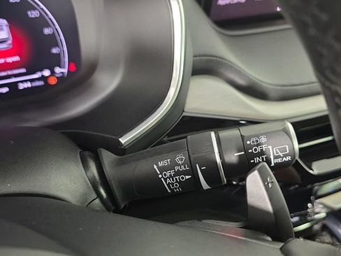 Used 2024 Acura MDX SH-AWD w/ Technology Package image 32