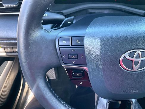 Used 2025 Toyota Camry XSE w/ Premium Package image 24