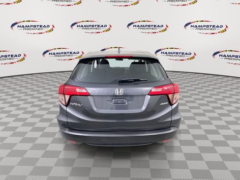 Used 2016 Honda HR-V LX image 7