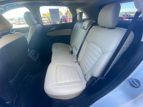 Certified 2022 Ford Edge SEL w/ Convenience Package image 40