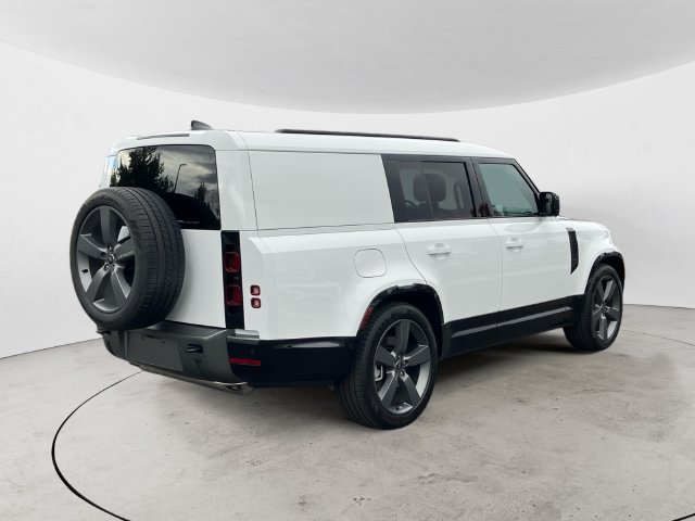 Used 2024 Land Rover Defender 130 Outbound AWD/4WD image 6