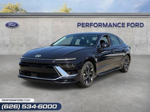 Used 2025 Hyundai Sonata SEL image 1