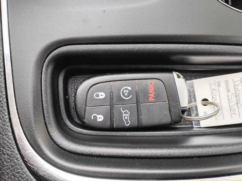 Used 2017 Dodge Durango GT w/ Nav & Power Liftgate Group AWD/4WD image 32