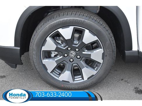 New 2026 Honda Pilot Touring image 36