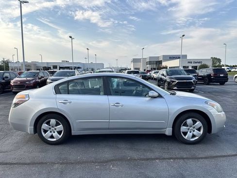 Used 2007 Nissan Altima 2.5 S FWD image 6