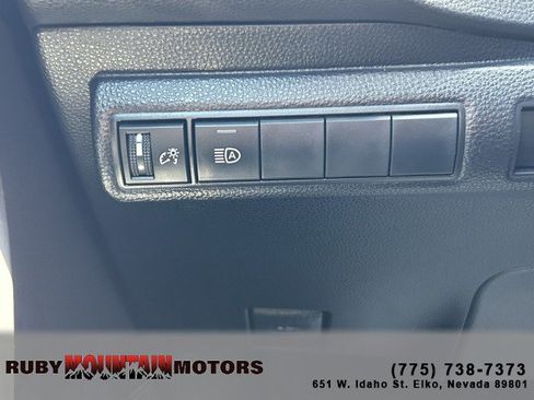 Used 2022 Toyota Corolla LE w/ Carpet Mat Package (TMS) FWD image 15