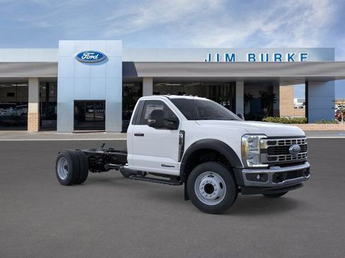 New 2026 Ford F550 2WD Regular Cab Super Duty image 7