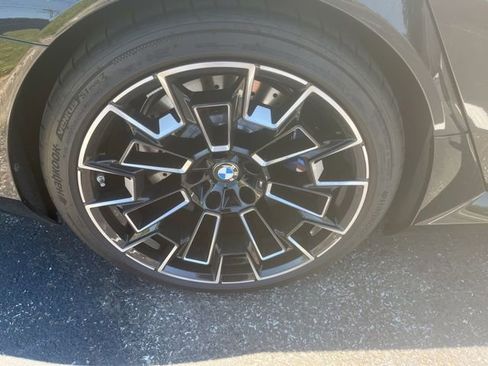 Used 2025 BMW M5 w/ Executive Package AWD/4WD image 11
