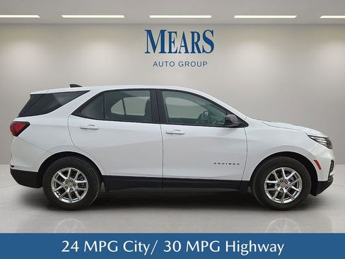 Used 2024 Chevrolet Equinox LS image 7