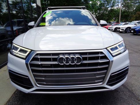 Used 2019 Audi Q5 2.0T Premium Plus w/ Premium Plus Package AWD/4WD image 2