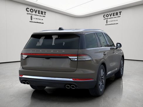 New 2026 Lincoln Aviator 2WD image 8