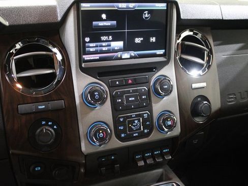 Used 2015 Ford F350 Lariat image 14