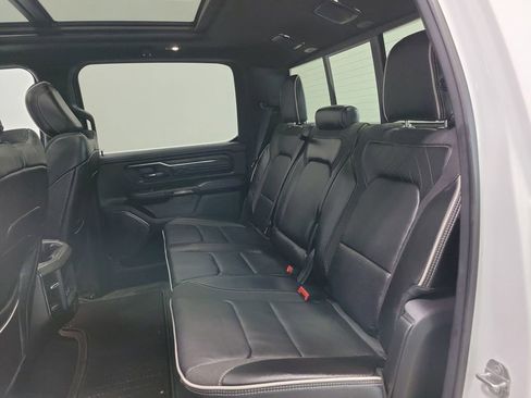 Used 2025 RAM 1500 Limited image 32