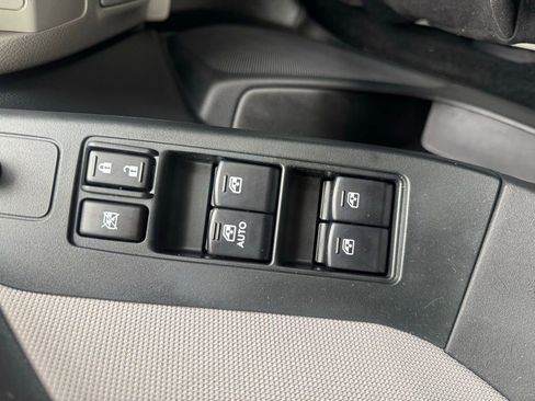 Used 2014 Subaru Forester 2.5i Premium w/ All-Weather Package image 11