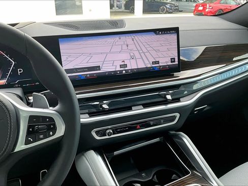 Certified 2026 BMW X6 xDrive40i image 7