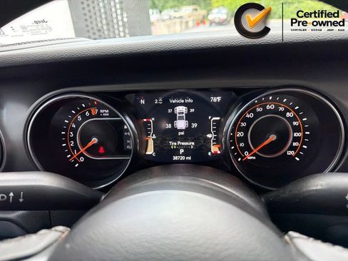 Certified 2023 Jeep Gladiator Sport AWD/4WD image 52
