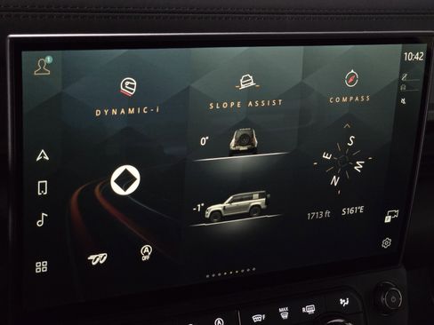 New 2026 Land Rover Defender 110 OCTA image 30