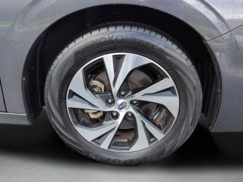 Used 2025 Subaru Legacy Premium AWD/4WD image 31