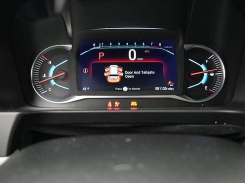 Used 2019 Honda Pilot Touring image 11