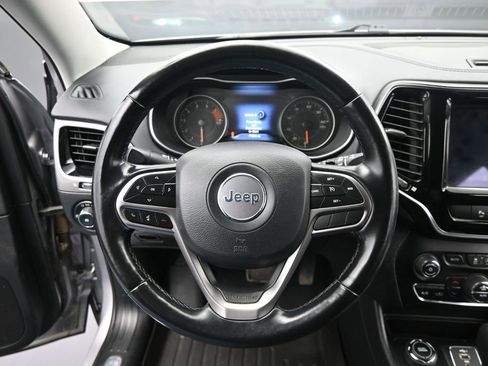 Used 2020 Jeep Cherokee Limited AWD/4WD image 18