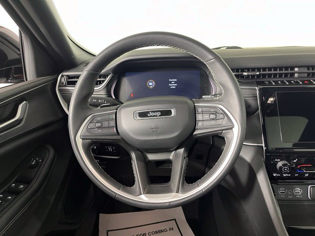 Used 2023 Jeep Grand Cherokee L Laredo AWD/4WD image 20