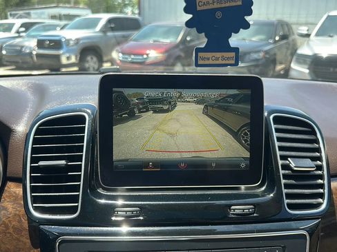 Used 2018 Mercedes-Benz GLE 350 4MATIC image 21