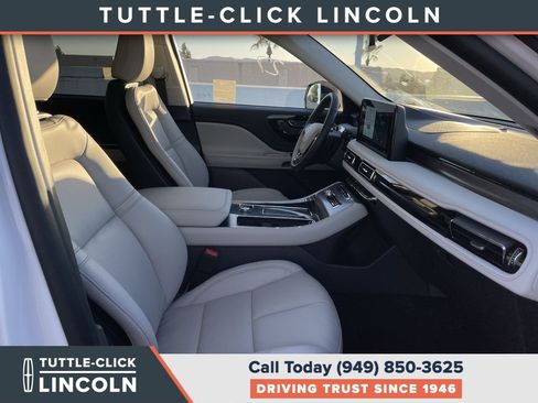 New 2026 Lincoln Aviator 2WD image 16
