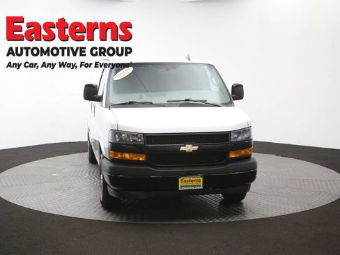 Used 2021 Chevrolet Express 2500 RWD image 48