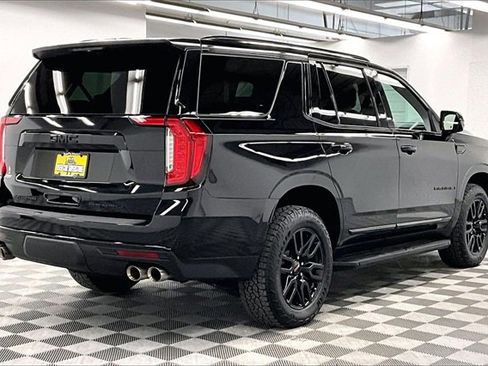 Used 2023 GMC Yukon Denali w/ LPO, Floor Liner Package image 13