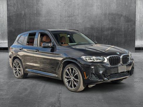 Used 2022 BMW X3 M40i w/ Premium Package image 3