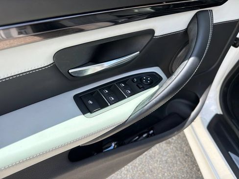 Used 2020 BMW M4 Convertible w/ Competition Package RWD image 17