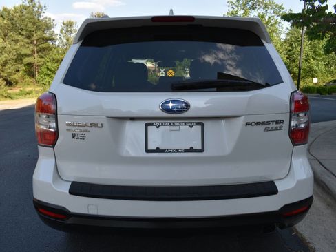 Used 2016 Subaru Forester 2.5i Touring w/ Eyesight & Navigation System image 6