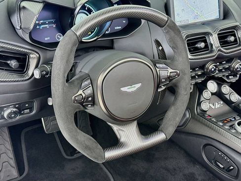 Used 2023 Aston Martin V12 Vantage Roadster RWD image 10