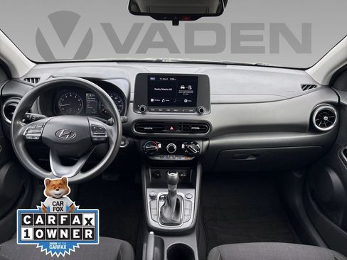 Used 2023 Hyundai Kona SEL FWD image 2