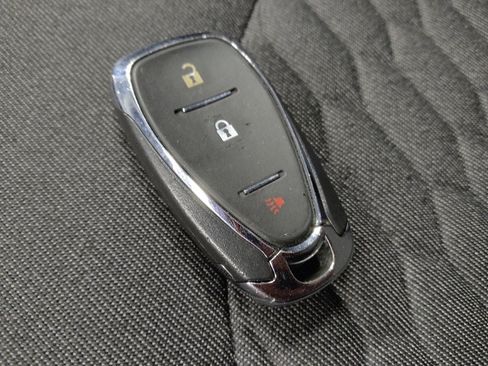 Used 2021 Chevrolet Equinox LT image 32