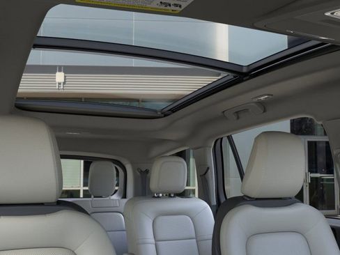 New 2025 Lincoln Aviator Premiere w/ Equipment Group 101A image 22