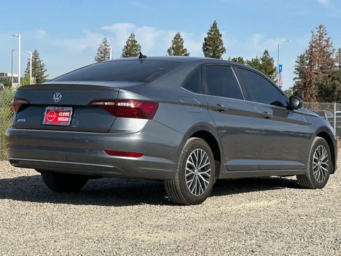 Used 2021 Volkswagen Jetta S FWD image 3