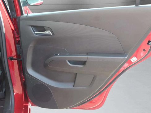Used 2014 Chevrolet Sonic LT image 26
