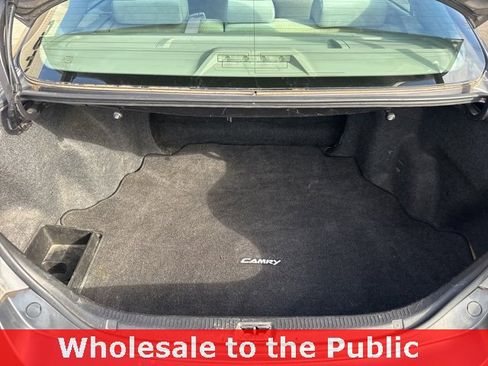 Used 2011 Toyota Camry LE image 31