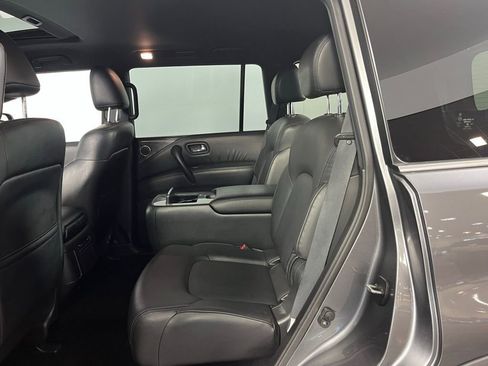 Used 2023 Nissan Armada SL w/ Midnight Edition Package image 27