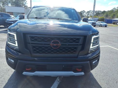 Used 2024 Nissan Titan PRO-4X w/ Pro-4x Convenience Package image 10