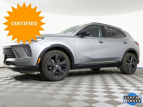 Used 2025 Buick Envision Sport Touring image 1