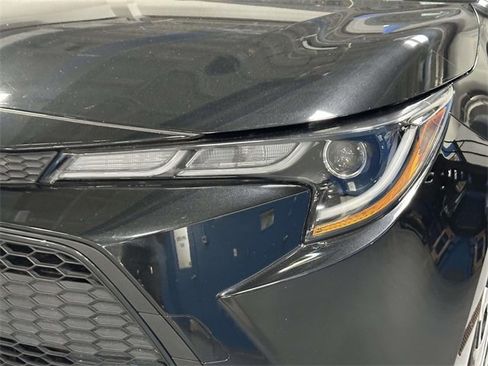 Used 2022 Toyota Corolla LE image 10