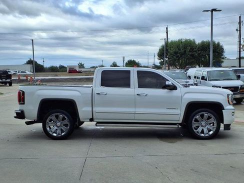 Used 2017 GMC Sierra 1500 Denali w/ Denali Ultimate Package AWD/4WD image 2