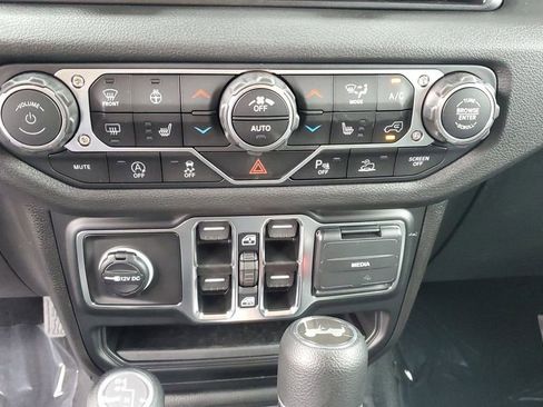 New 2025 Jeep Wrangler Sport S image 24