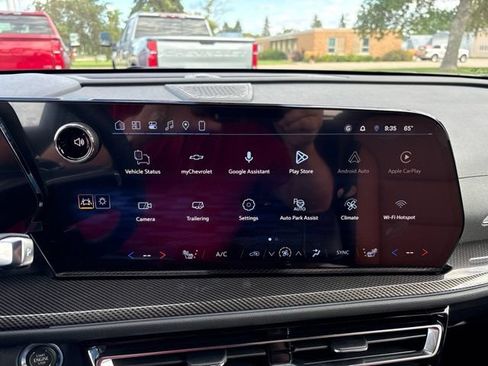 New 2027 Chevrolet Traverse Z71 w/ Enhanced Driving Package AWD/4WD image 16