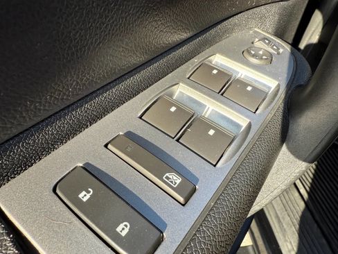 Used 2013 GMC Sierra 1500 SLE image 12