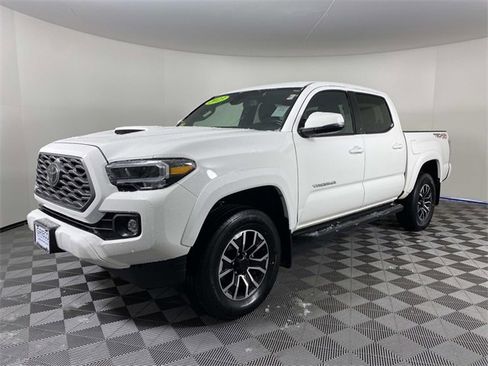 Used 2023 Toyota Tacoma TRD Sport image 4