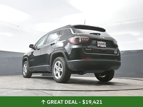 Used 2024 Jeep Compass Latitude image 50