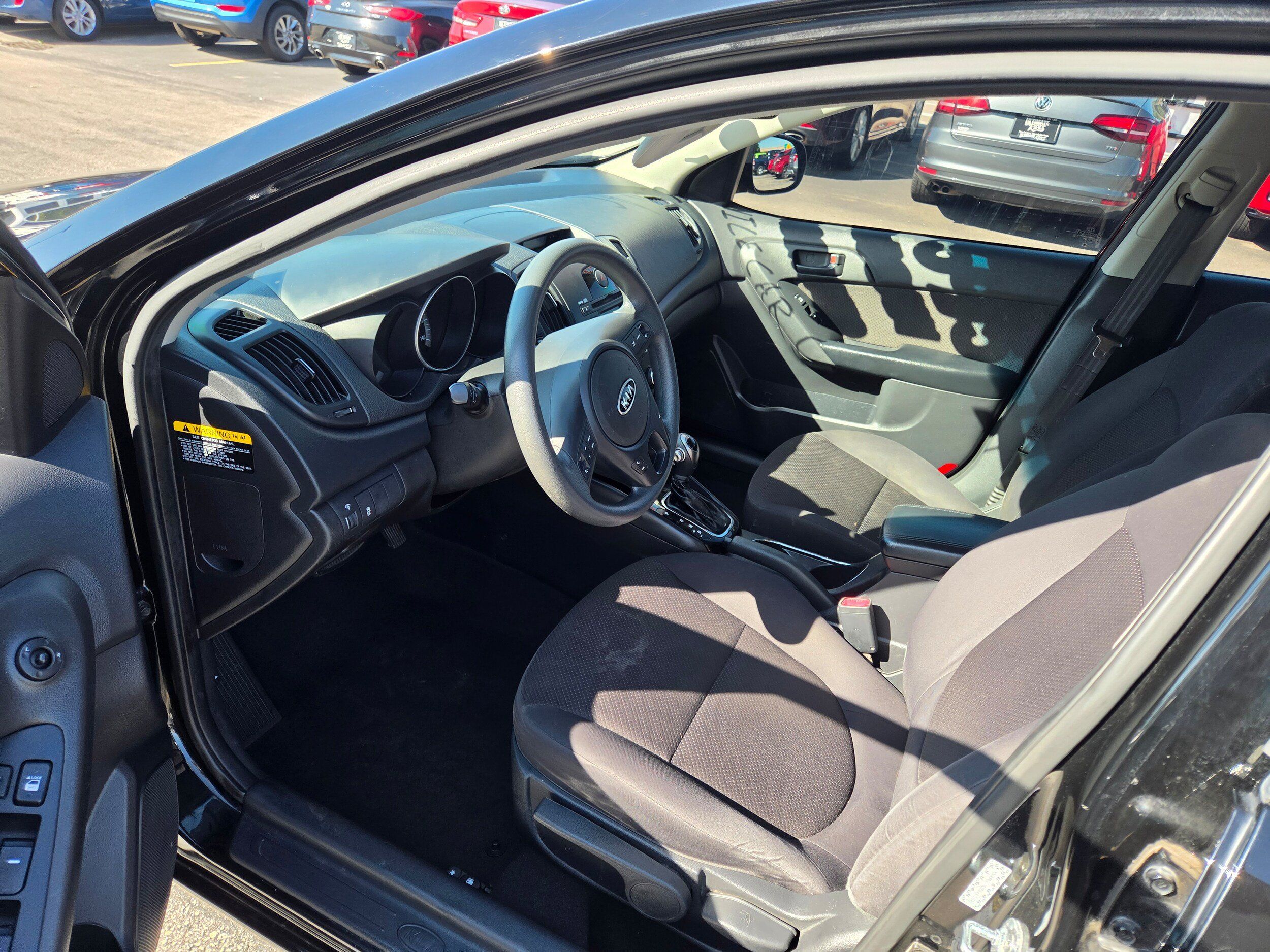 Used 2011 Kia Forte EX w/ Fuel Economy Pkg FWD image 4